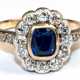 Saphir-Diamant-Ring, 585er GG/WG (geprüft), ausgefasst mit 1 Saphir, 12 Altschliff-Brillanten und 4 Diamanten von zus. ca. 0,50 ct., Ges.-Gew. 3,78 g, RG 57 - Foto 1