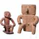 Zwei präkolumbische sitzende Tonfiguren, Kolumbien, Qimbaya-Kultur, wohl 1000 - 1500 n. Chr. - Foto 1