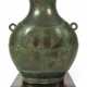Bronzeflasche (Bian hu) mit Schnurmuster und Kupfereinlagen - photo 1