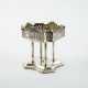 SILVER CENTREPIECE ON COLUMN-SHAPED FEET AND LAUREL FESTOONS - фото 1