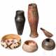 Fünf präkolumbische Gefäße und ein Löffel, Ecuador, Guatemala, Peru, 500 - 1200 n. Chr. - Foto 1