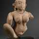 Indischer Sandstein Torso "Weibliche Figur", wohl … - Foto 1