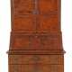 Aufsatzschranksekretär um 1790, Nussbaum/Nussbaummaser furniert, die d… - photo 1 Aufsatzschranksekretär um 1790, Nussbaum/Nussbaummaser furniert, die d… - photo 1