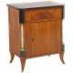 Biedermeier-Schränkchen mit weißen Halbsäulen 2. Viertel 19. Jh., Kirs… - Foto 1 Biedermeier-Schränkchen mit weißen Halbsäulen 2. Viertel 19. Jh., Kirs… - Foto 1