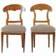 Zwei Biedermeier-Schaufelstühlen 2. Viertel 19. Jh., Nussbaum furniert… - Foto 1 Zwei Biedermeier-Schaufelstühlen 2. Viertel 19. Jh., Nussbaum furniert… - Foto 1