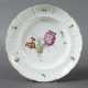 Teller mit Floraldekor Herzoglich Aechte Porcelain Fabrique (Alt-Ludwi… - photo 1 Teller mit Floraldekor Herzoglich Aechte Porcelain Fabrique (Alt-Ludwi… - photo 1