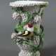 Schneeballenvase mit Vögeln Entwurf von Johann Joachim Kaendler, 1740-… - photo 1