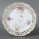 Duchbruchteller mit impressionistischer Blumenmalerei Meissen, um 1900… - photo 1