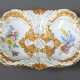 Prunkschale Meissen, 20. Jh., Porzellan weiß glasiert mit polychromer … - photo 1 Prunkschale Meissen, 20. Jh., Porzellan weiß glasiert mit polychromer … - photo 1