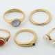 5 Ringe 20 Jhr., Gelbgold 3x 750 (ca. 8,4g)/1 x 900 (ca.3,8g)/1 x 916 … - Foto 1 5 Ringe 20 Jhr., Gelbgold 3x 750 (ca. 8,4g)/1 x 900 (ca.3,8g)/1 x 916 … - Foto 1