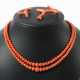 Korallenschmuck 20. Jhr., Konvolut bestehend aus Kette und 2 Broschen,… - photo 1 Korallenschmuck 20. Jhr., Konvolut bestehend aus Kette und 2 Broschen,… - photo 1