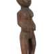 Weibliche Bateba-Figur der Lobi Burkina Faso u. a., hartes Holz, Stand… - photo 1