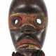 Dan Guere-Maske Elfenbeinküste, Holzmaske mit Glanzpatina, durchbroche… - photo 1