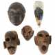 Fünf afrikanische Miniaturmasken Holz geschnitzt, 1x wohl Gabun mit ei… - Foto 1