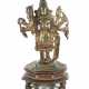 Vishnu Indien, 16./17. Jh., Bronze, auf oktogonalen Sockel eingeschobe… - photo 1 Vishnu Indien, 16./17. Jh., Bronze, auf oktogonalen Sockel eingeschobe… - photo 1