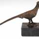 Kleine Bronze-Figur "Fasan", H. 6 cm, L. 12 cm, auf Marmor-Plinthe, Ges.-H. 8 cm - photo 1 Kleine Bronze-Figur "Fasan", H. 6 cm, L. 12 cm, auf Marmor-Plinthe, Ges.-H. 8 cm - photo 1