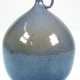 Ziervase, Keramik, blaue Lasur, bez. "Jano", stark gebauchter Korpus mit kleiner Mündung. Henkel rep., H. 20,5 cm - Foto 1 Ziervase, Keramik, blaue Lasur, bez. "Jano", stark gebauchter Korpus mit kleiner Mündung. Henkel rep., H. 20,5 cm - Foto 1