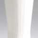 KPM-Vase, weiß, tailliert und Rillendekor, blaue Zeptermarke, 1. Wahl, H. 16 cm - Foto 1