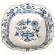 Meißen-Schale, quadratisch, Zwiebelmuster, blaue Schwertermarke mit 2 Schleifstrichen, 6x18,7x18,7 cm - photo 1