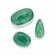 GROUP OF THREE UNMOUNTED EMERALDS - photo 1 GROUP OF THREE UNMOUNTED EMERALDS - photo 1