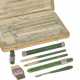 AN IMPERIAL GUILLOCHÉ ENAMEL GOLD-MOUNTED NEPHRITE WRITING SET - Foto 1 AN IMPERIAL GUILLOCHÉ ENAMEL GOLD-MOUNTED NEPHRITE WRITING SET - Foto 1