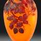 Seltene "Soufflé"-Vase mit "Églantier"-Dekor von Emile Gallé - фото 1 Seltene "Soufflé"-Vase mit "Églantier"-Dekor von Emile Gallé - фото 1