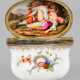 Feine Meissen Tabatiere mit Erotika-Szene und Früchtedekor - фото 1 Feine Meissen Tabatiere mit Erotika-Szene und Früchtedekor - фото 1