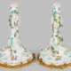 Paar Meissen Kerzenleuchter mit Dekor "Deutsche Blume" - photo 1 Paar Meissen Kerzenleuchter mit Dekor "Deutsche Blume" - photo 1