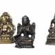 Fünf Miniaturbronzen mit Darstellung verschiedener Gottheiten - Foto 1