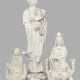 Drei Blanc de Chine-Figuren einer Guanyin - Foto 1