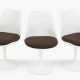 Eero Saarinen, Serie von 6 Stühlen "Tulip" - Foto 1