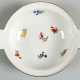 Meissen-Jubiläumsschälchen, rund mit 2 Handhaben, 1710-1960, Streublume mit Goldrand, Schwertermarke mit 2 Schleifstrichen, H. 3,5 cm, L. 15,5 cm - Foto 1