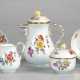 Meissen-Mokkaservice für 6 Personen, 15-teilig, 20. Jh., Buntes Blumenbukett mit Goldrändern, Neuer Ausschnitt, blaue Schwertermarke, 1. Wahl - photo 1