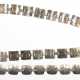 Kette und Armband, 800er Silber, 1920er Jahre, quadratische Glieder mit Hammerschlagdekor, Ges.-Gew. 28,2 g, L. 20,5 cm und 37 cm - photo 1