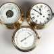 3 Schiffsinstrumente "Royal Mariner", Messing, Hersteller Schatz, dabei Glasenuhr mit Schlüssel (gangfähig), Barometer und Hygrometer, Dm. je 18 cm - Foto 1 3 Schiffsinstrumente "Royal Mariner", Messing, Hersteller Schatz, dabei Glasenuhr mit Schlüssel (gangfähig), Barometer und Hygrometer, Dm. je 18 cm - Foto 1