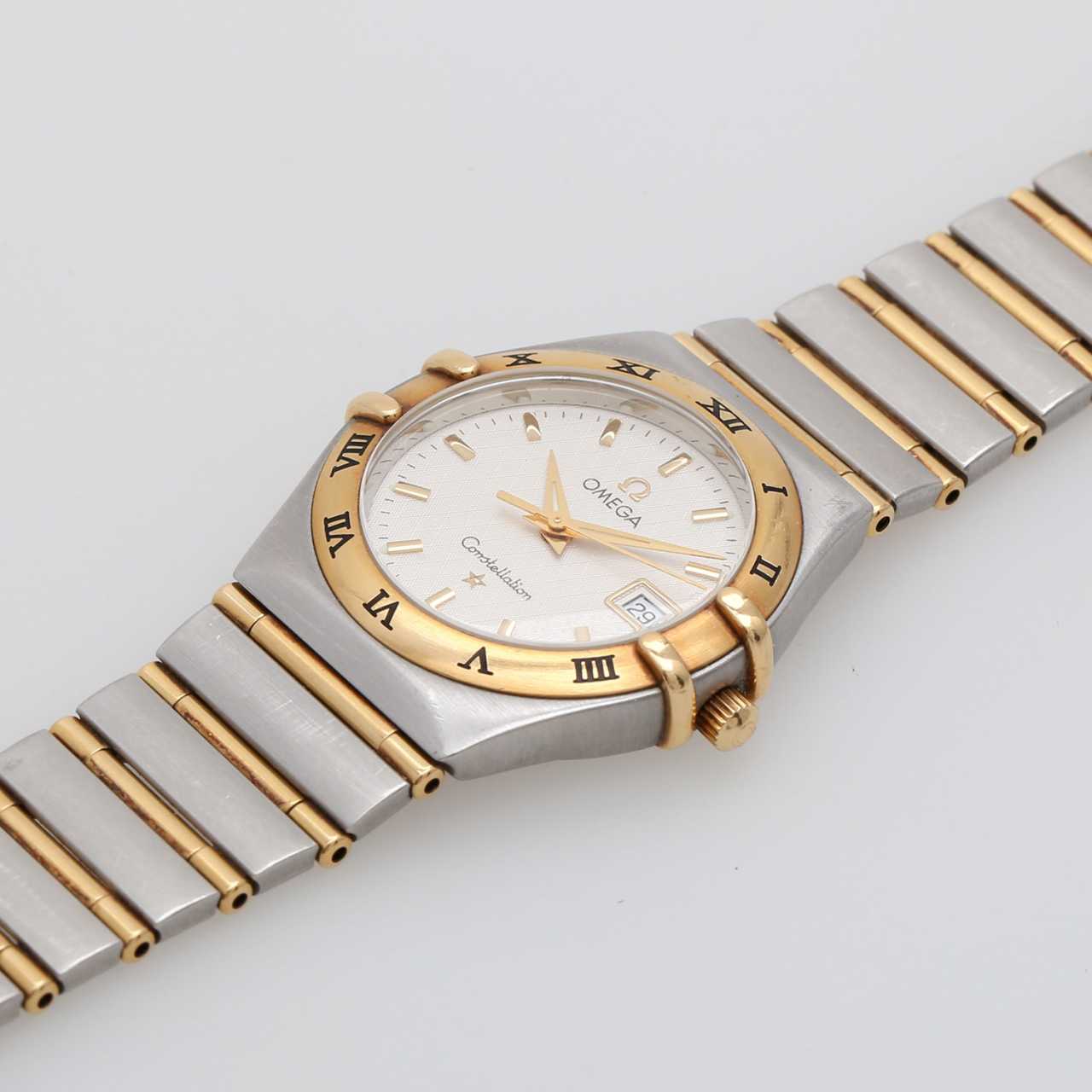 Quel est le prix d'une montre constellation