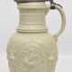 VILLEROY & BOCH METTLACH, GROSSER DECKELKRUG, glasierte Keramik/Zinn, gemarkt, um 1900 - фото 1