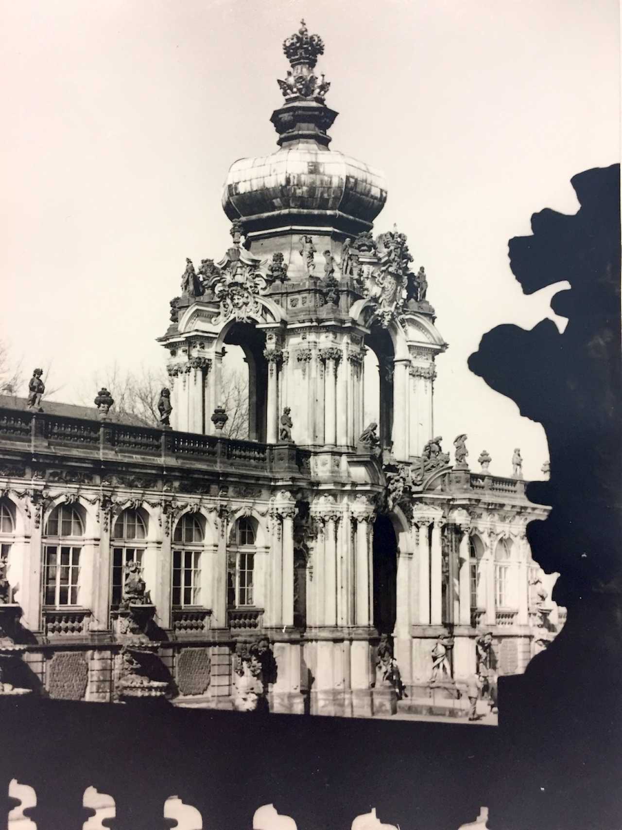 Fotographien Dresden Zwinger, GänsediebBrunnen, Weiße Gasse, Neustädter Elbufer, Schloß