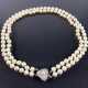 Elegante zweireihige Perl-Collier / Perlenkette: Akoya-Perlen, Handarbeitsverschluß Silber 925 rhodiniert, sehr gut. - фото 1