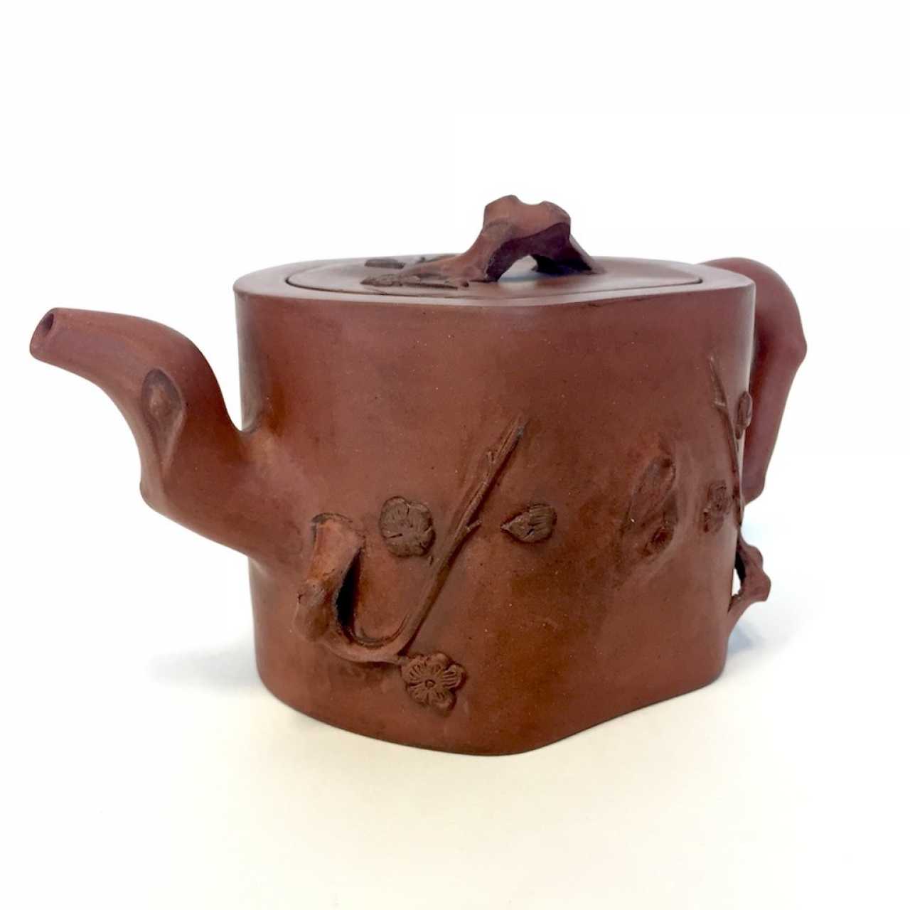Very rare Yixing teapot, China, 19th century. Century plastic decor