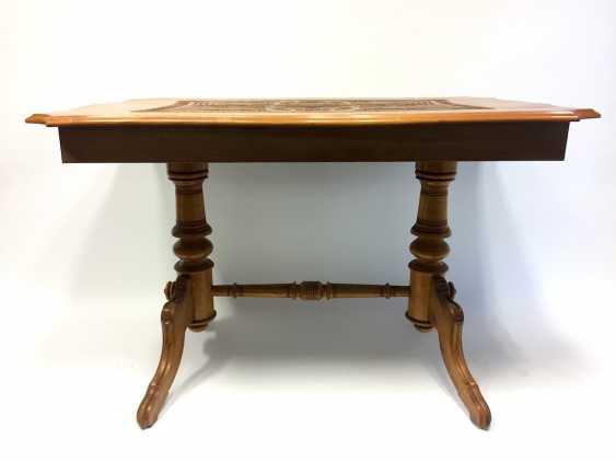 Auction Dining Table With Chairs And A Chest Of Drawers Chip