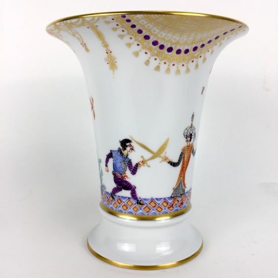 Large funnel-Vase: Meissen porcelain, 1001 nights, gold embellishment ...