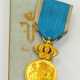 Rumänien: Treuedienst Medaille, 1. Klasse, mit Krone, im Etui. - photo 1