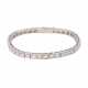 Armband, rundum ausgefasst mit 38 Brillanten, zusammen ca. 4,8 ct, - Foto 1