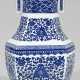 Hexagonale Blauweiß-Vase in Hu-Form - Foto 1
