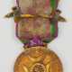 Sachsen Coburg und Gotha: Sachsen-Ernestinischer Hausorden, Goldene Medaille (Carl Eduard), mit Schwerter und Datumsspange 1914/8. - photo 1