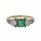 Ring mit feinem Smaragdcarré, 2 Altschliffdiamanten, zusammen ca. 0,9 ct, - photo 1