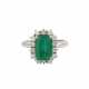 Ring mit Smaragd umrahmt von Brillanten zusammen ca. 0,60 ct - фото 1
