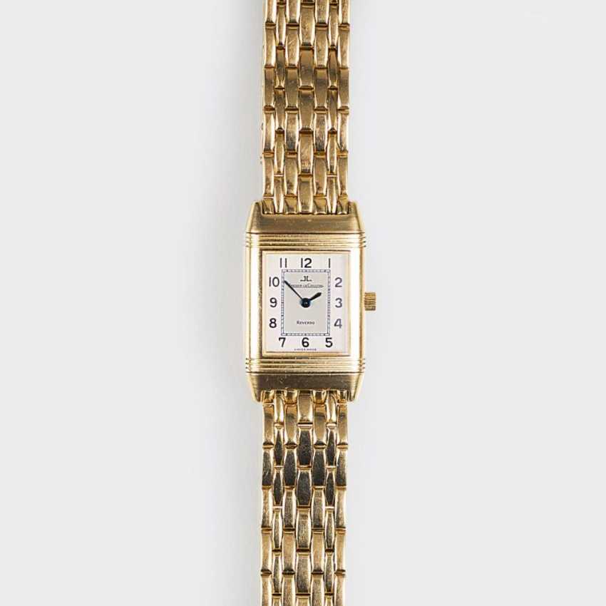 Jaeger Lecoultre Damen Armbanduhr Reverso Photo Price Lot 714 From The Auction Catalog From 14 09 19 Buy Online