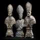 Drei Bischofsbüsten als Altarfiguren - фото 1